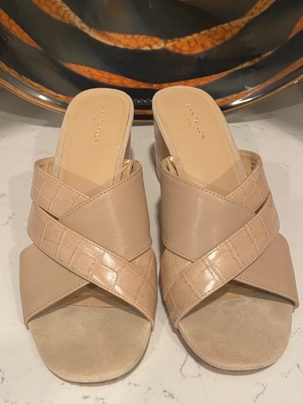 Ann Taylor Tan Mules